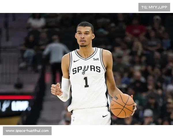 文班亚马领跑月最佳防守球员评选,马刺防守效率联盟第三